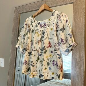 Amour Vert Nordstrom Women’s Silk White Floral Blouse Size XS